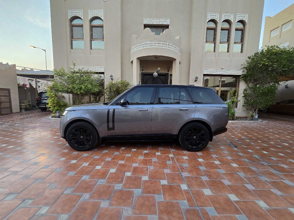 2022 Under warranty 8 cylinders - 1