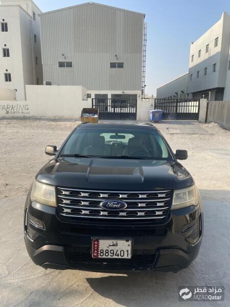 Ford Explorer 7 Seater 4x4. - 1
