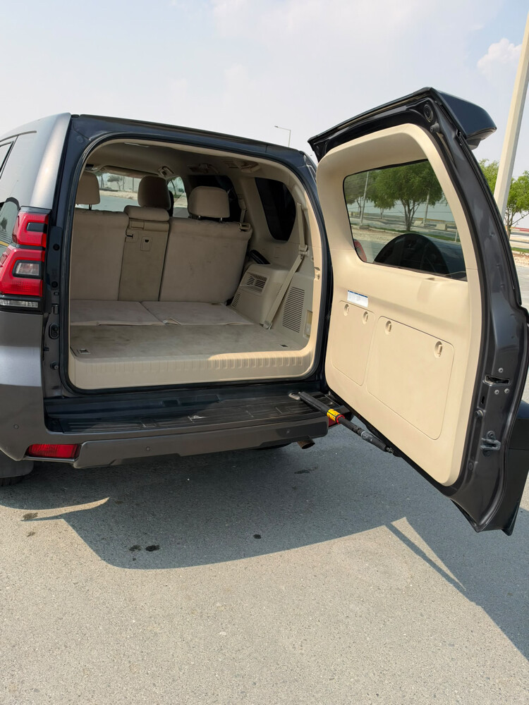 urgent sale Prado Land Cruiser  - 4