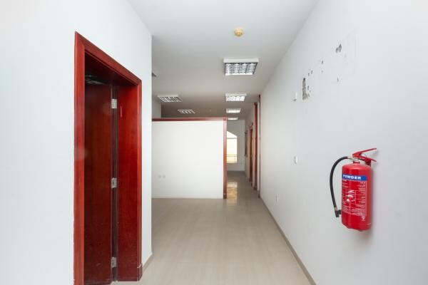 Office for  rent  in AlKhritiyat - 2