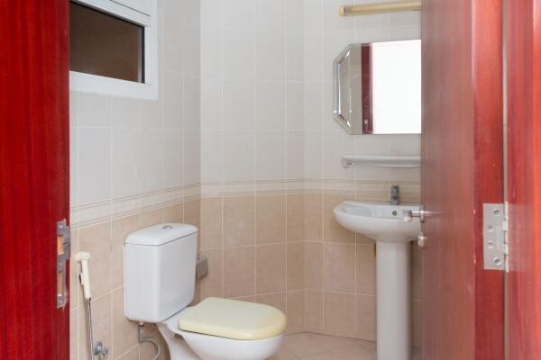 Office for  rent  in AlKhritiyat - 4
