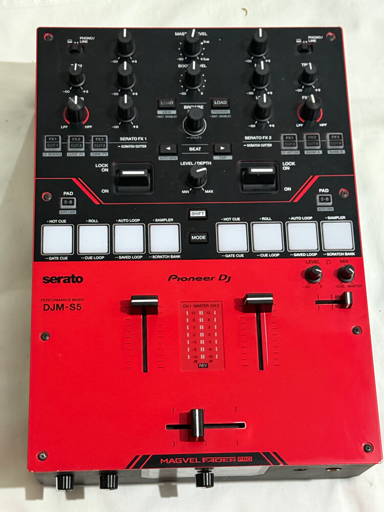 pioneer dj djm s5 with 2x cdj900. - 3