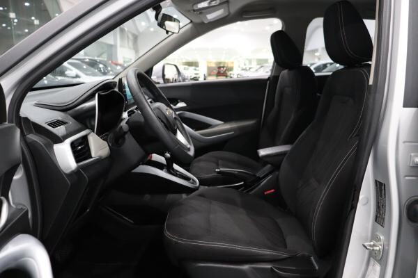 Chevrolet Groove LT 2023 - 11