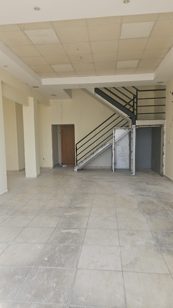 shops for rent - 1