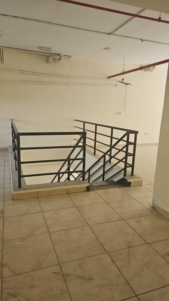 shops for rent - 3