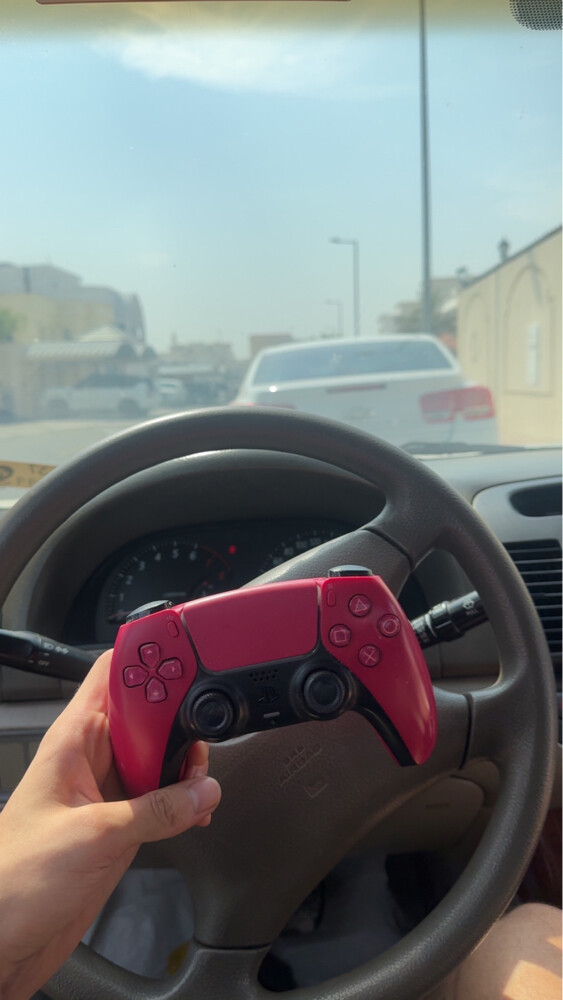 يد سوني فايف  - 1