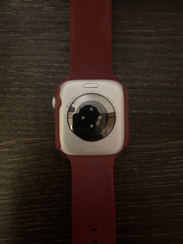 Series 10 46mm silver Apple watch - 6