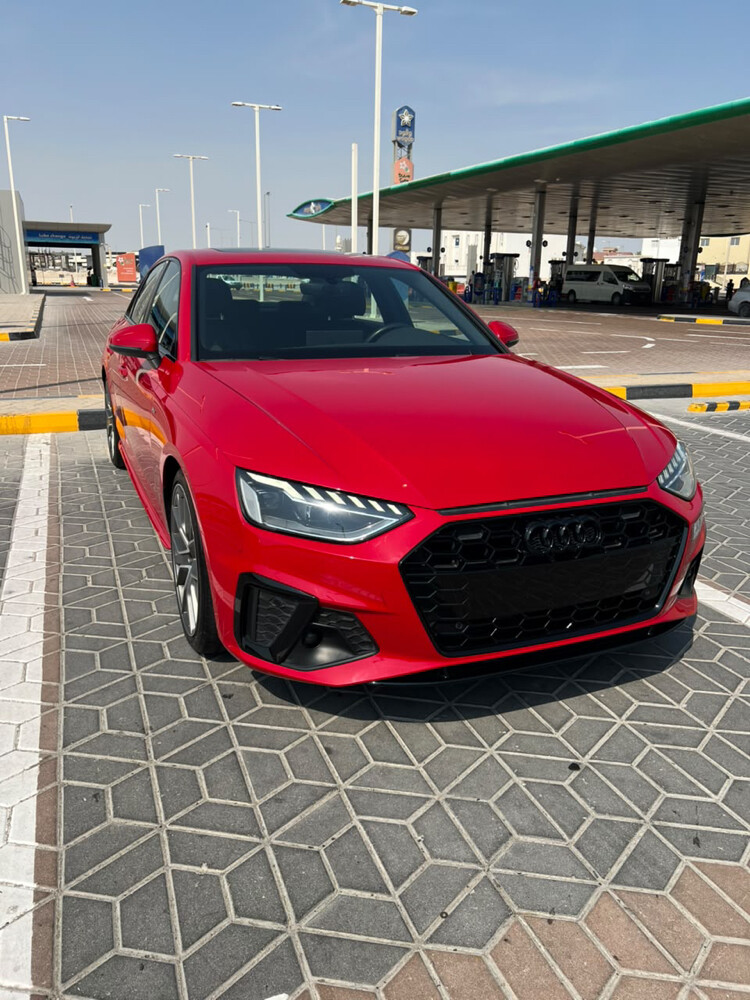 Premium 2020 Audi A4 S-Line (35 TFS - 1