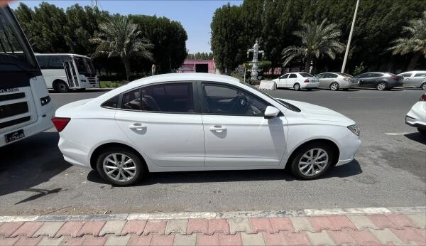 MG5 2023 low milage under warranty - 5