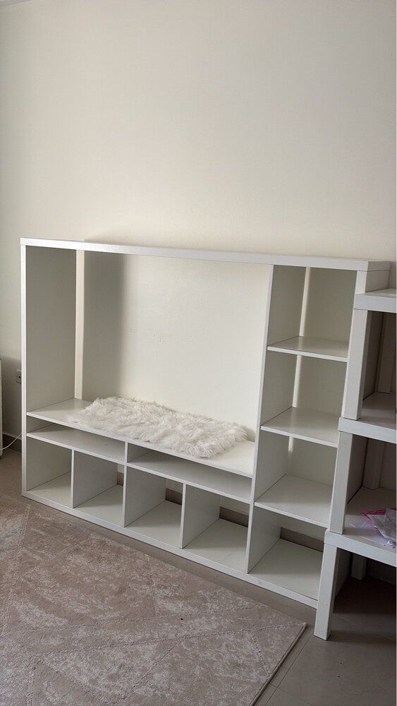 مكتبه تلفزيون بحاله ممتازه - 2