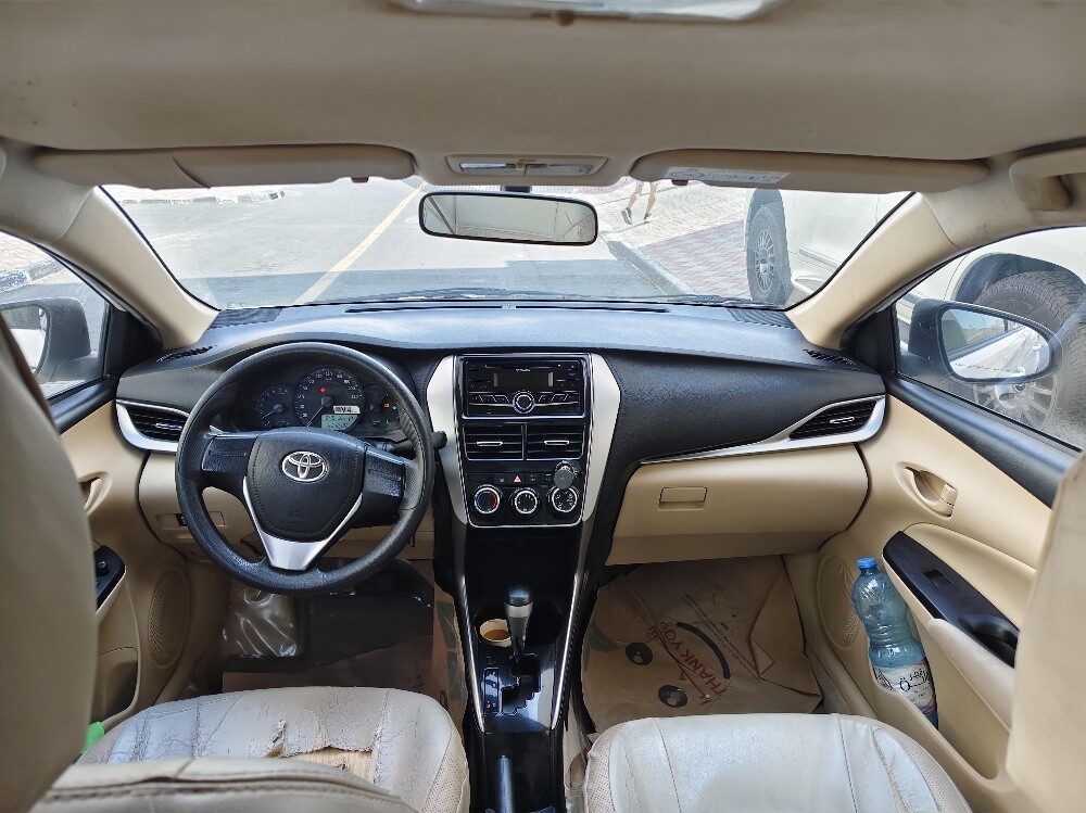 Toyota    Yaris    2019     sale - 16