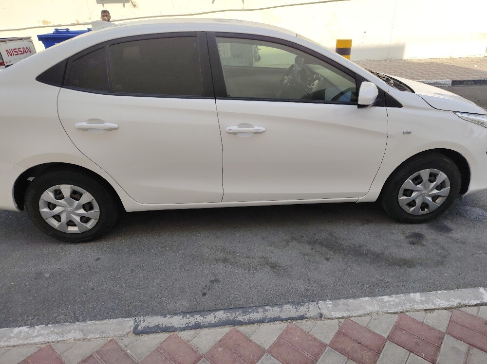 Toyota    Yaris    2019     sale - 5