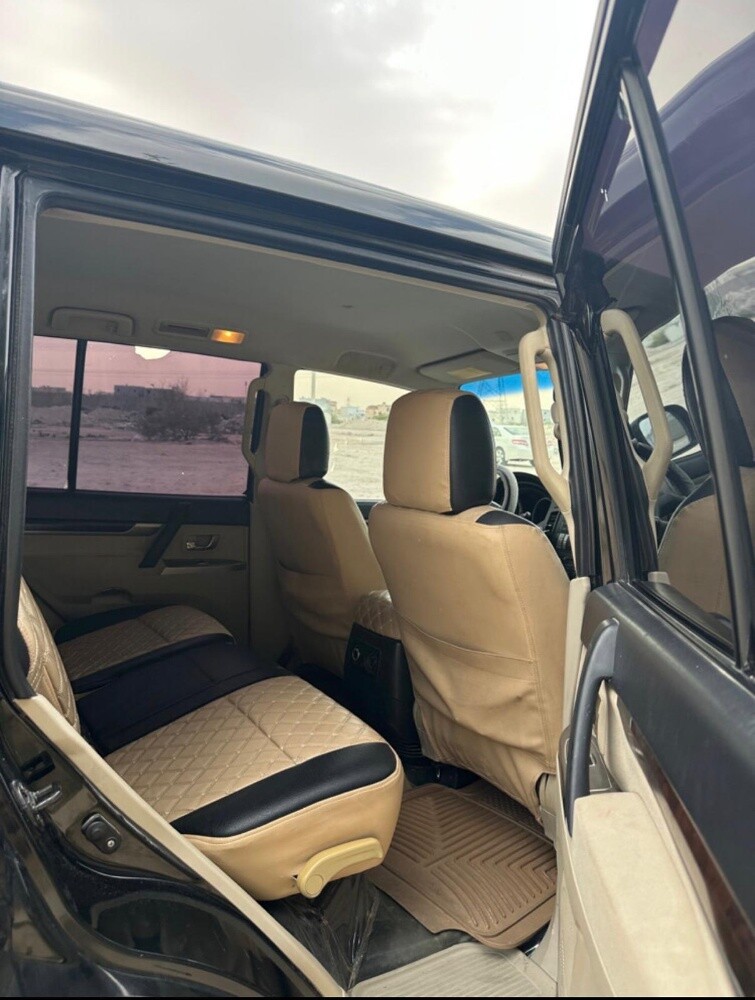 Mitsubishi     Pajero   2014 - 2