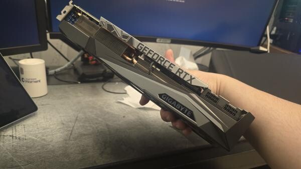 Gigabyte RTX 3080 Gaming OC 10GB - 1