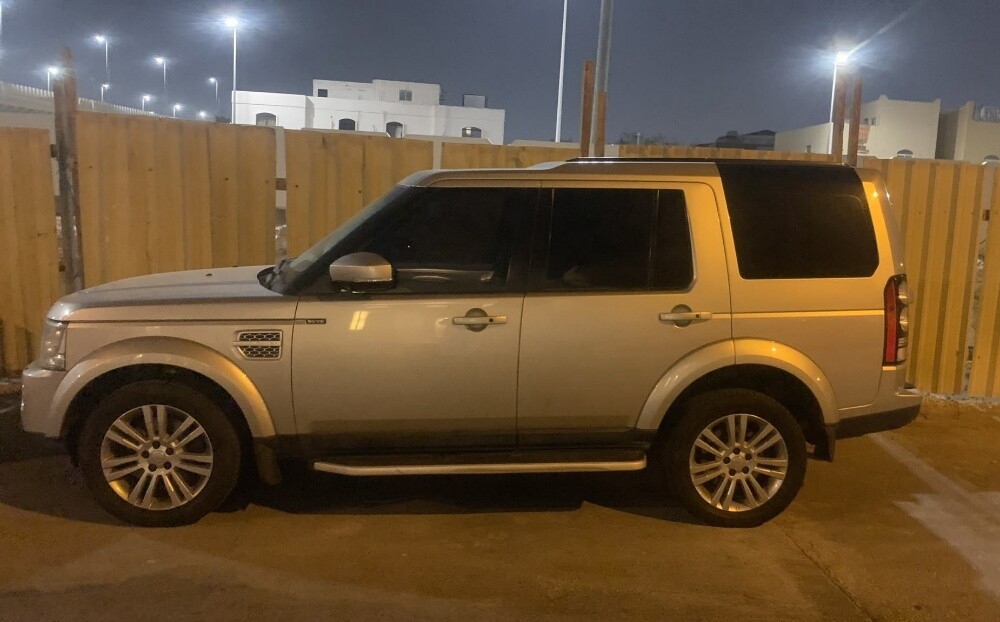 Family Used Landrover LR4 2016 HSE - 3
