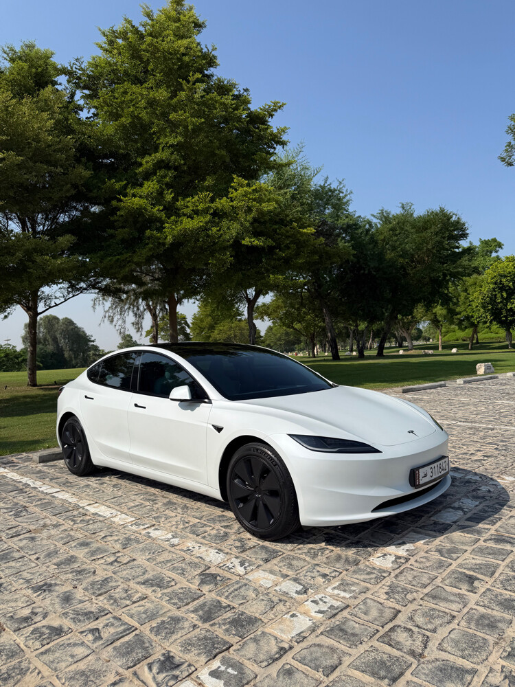 Tesla Model 3 Long Range - 5