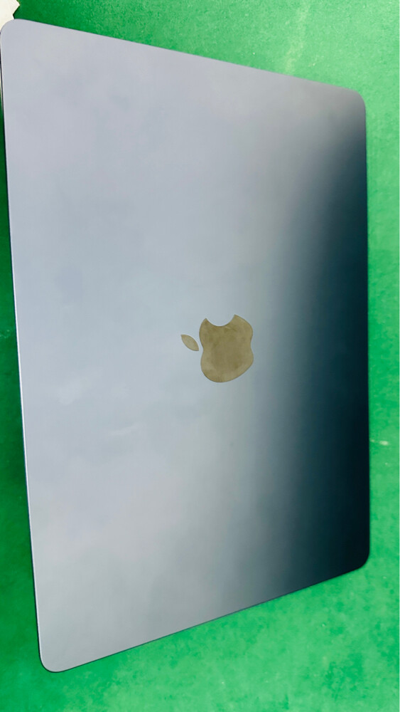 Macbook 13" M2 for Sale - 4