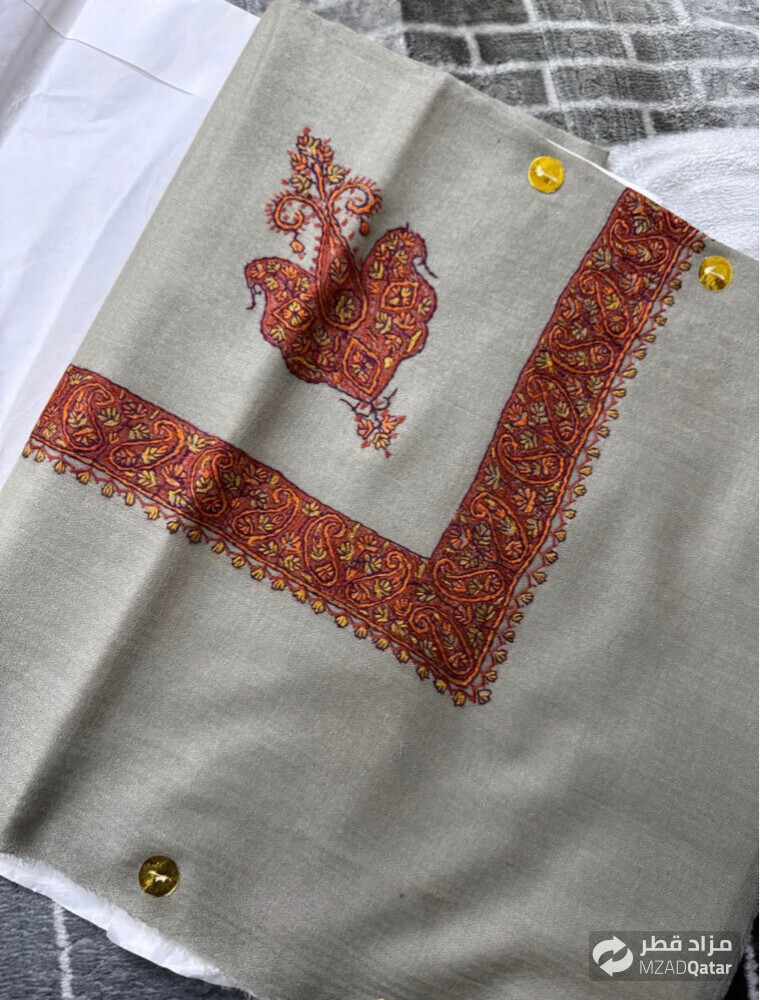 pashmina shawls / Ghutrah - 4