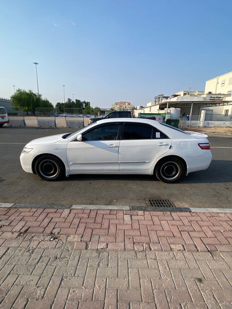 Camry GL 2008 excellent - 2