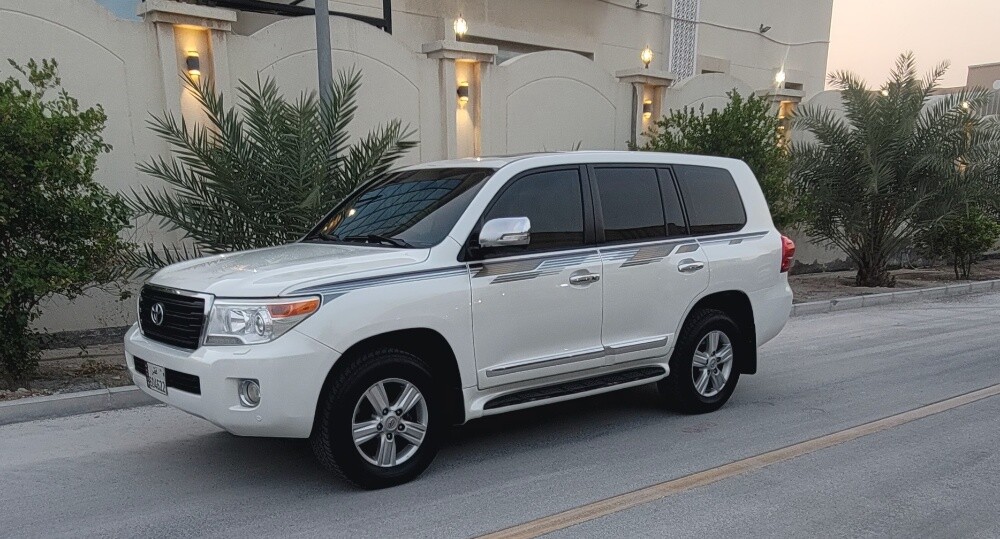 Toyota Land Cruiser GXR V8 2014 - 2