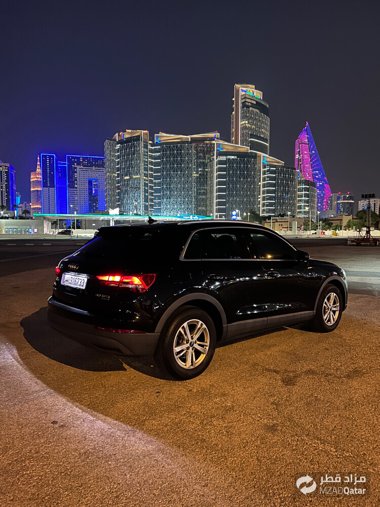 audi q3 2022  - 1