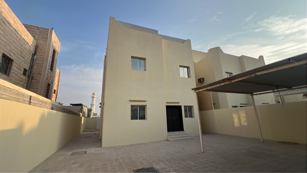 villa for rent - 1
