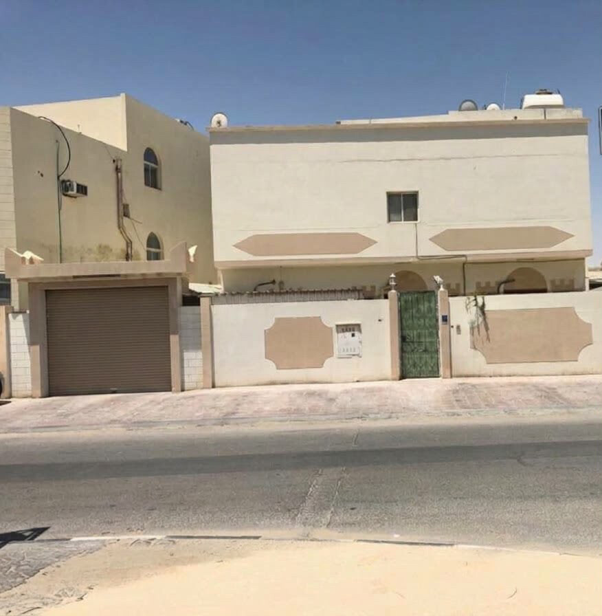 فيلا فرصة للاستثمار في معيذر - 1