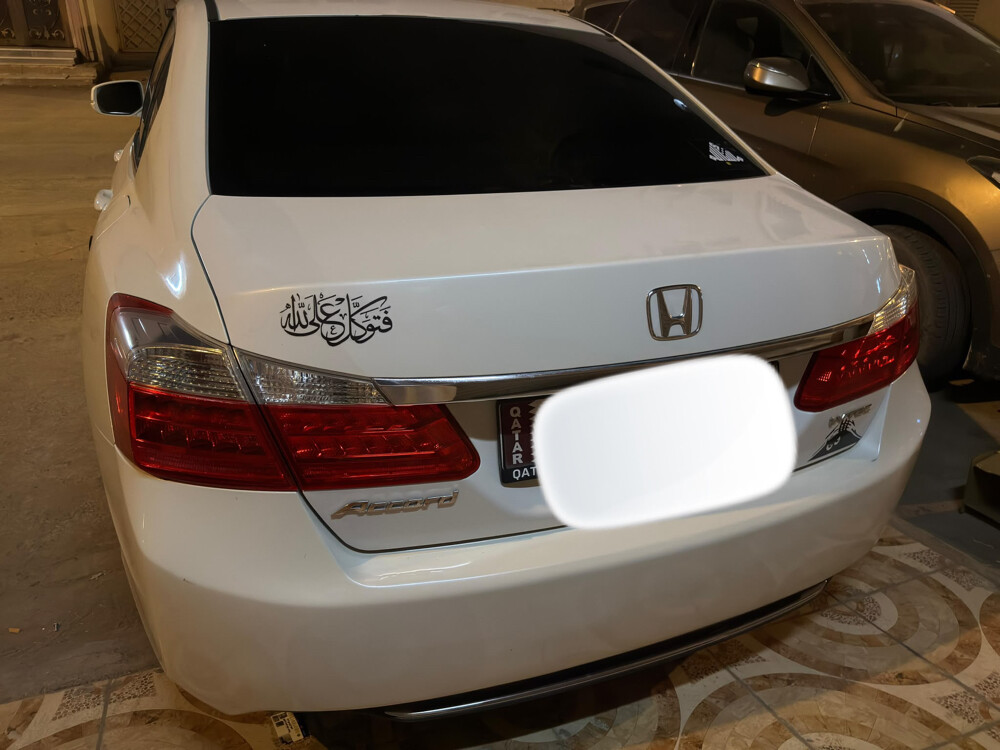 The car is in excellent condition; it has been used personally and has been involved in five minor accidents. Serious buyers only, please call. - 5