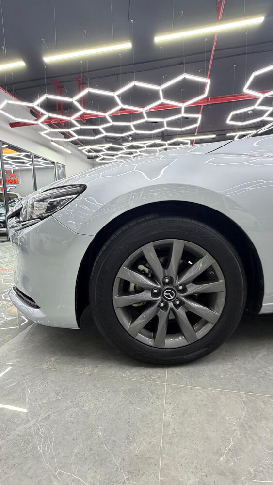 Mazda 6 automatic sedan - 3