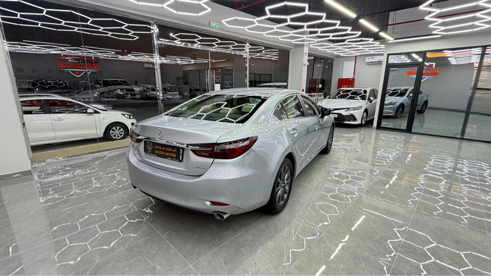 Mazda 6 automatic sedan - 6