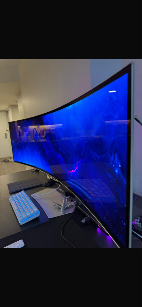 Samsung Odyssey G9 49" OLED - 2