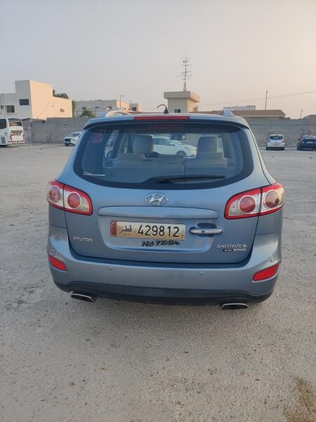 Hyundai Santa Fe 2010 model - 2
