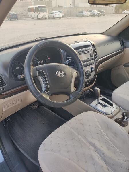 Hyundai Santa Fe 2010 model - 6