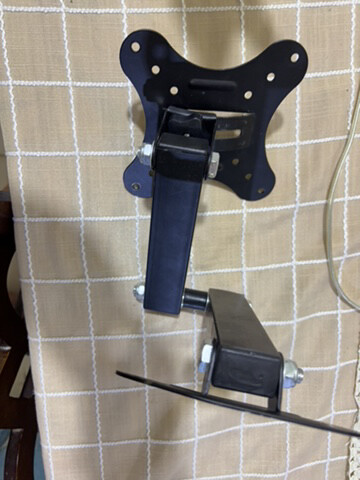 monitor arm - 4