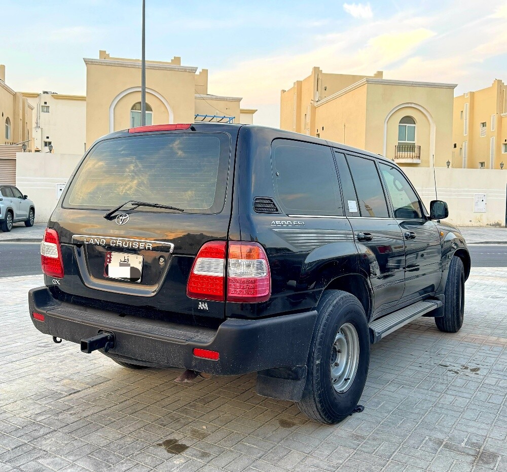 لاند كروزر ٢٠٠٦ - 2