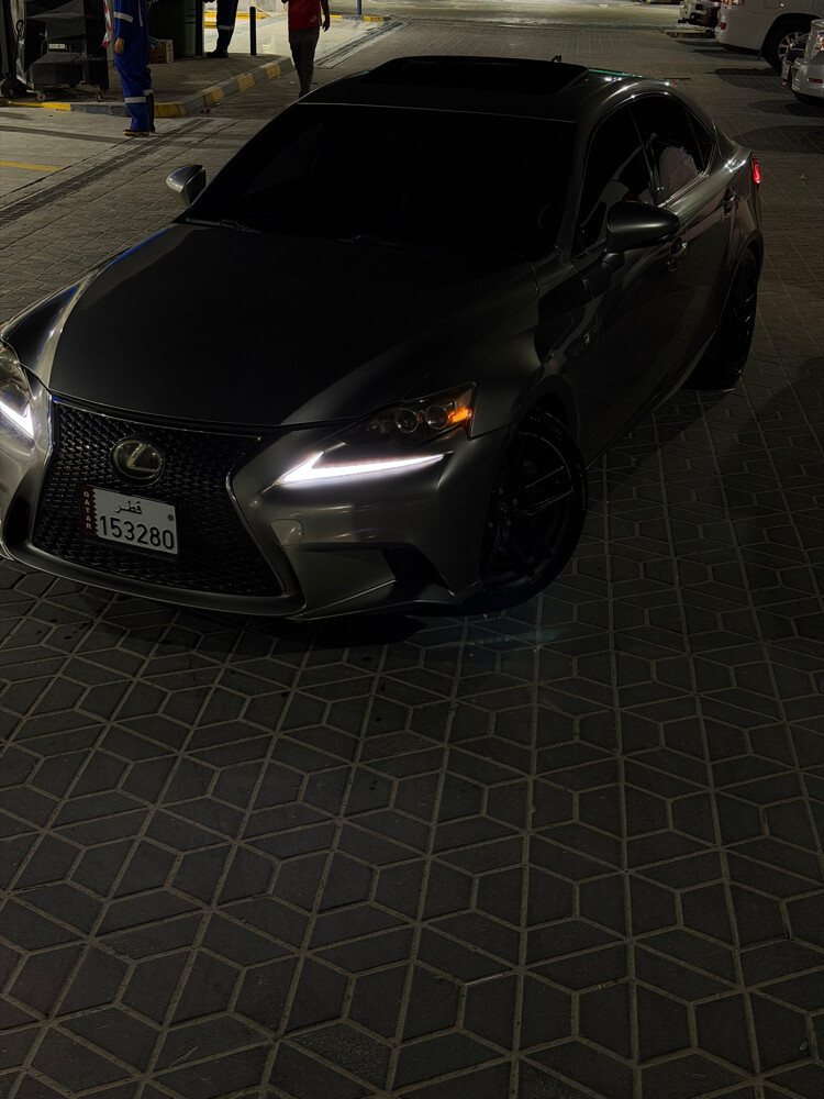 Lexus IS 200t turbo Fsports - 4