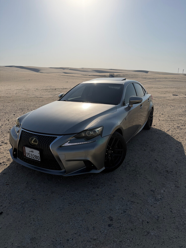 Lexus IS 200t turbo Fsports - 1
