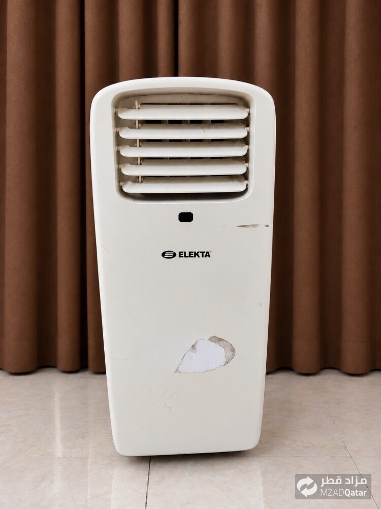 Clean and working air conditioner - 1