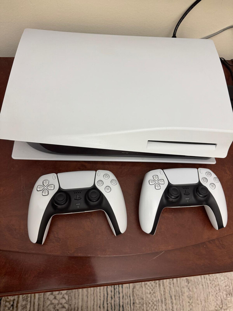 PlayStation 5 - 1