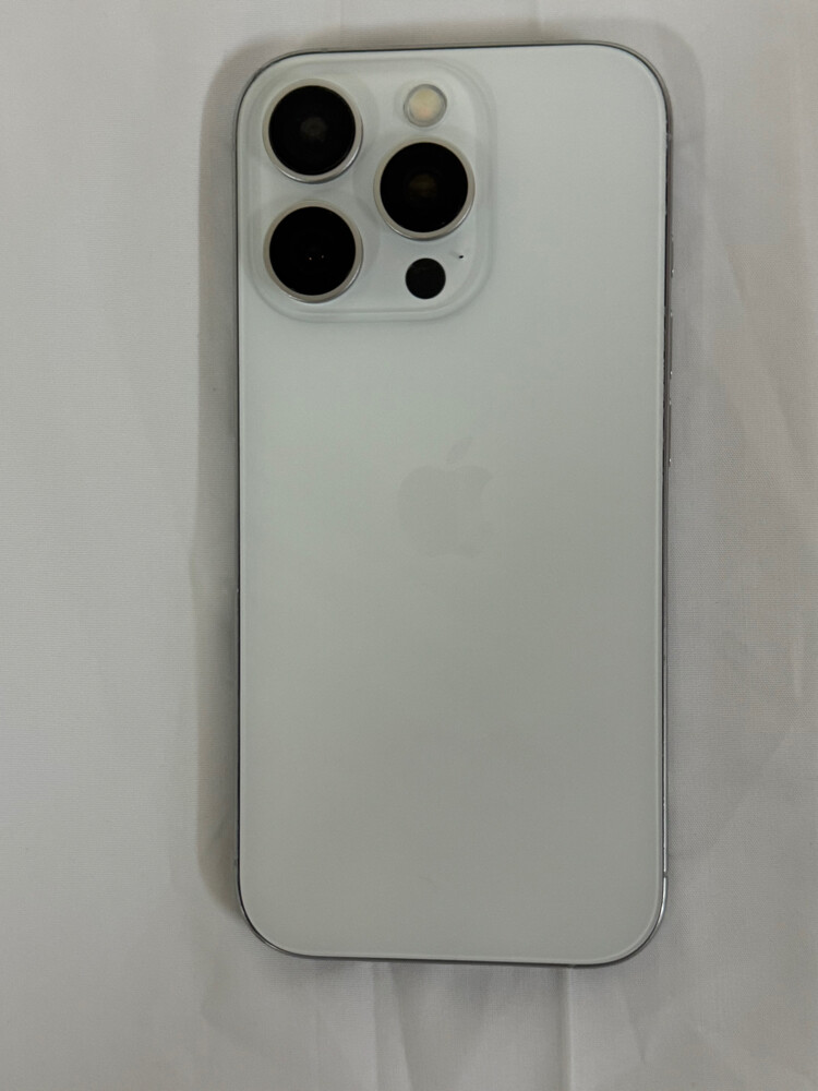 iPhone 16 pro  - 6