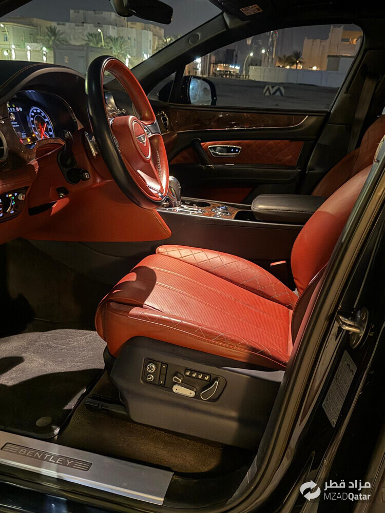 Bentley Bentayga 2017 - 9