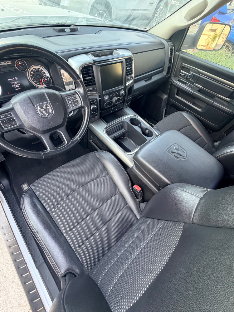 DODGE RAM 1500 - 6