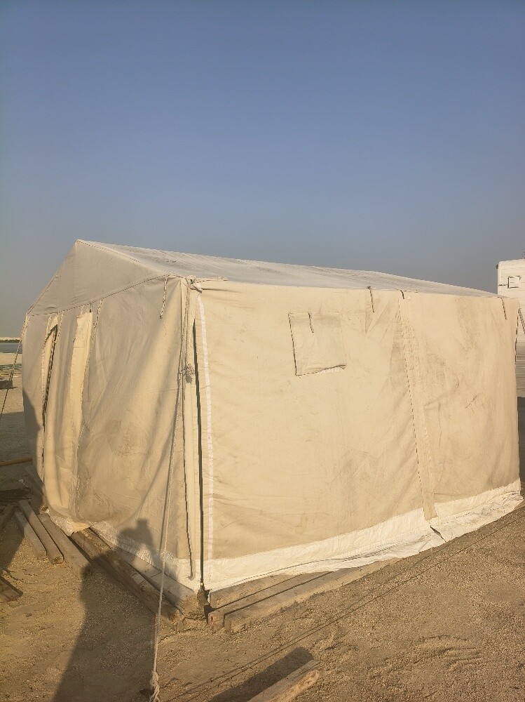 Tent in excellent condition - 1