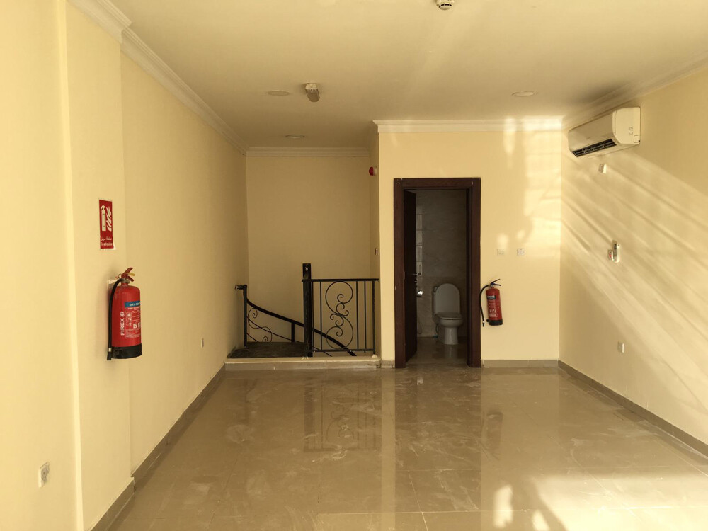 للإيجار محل تجاري بالوكرة - 2