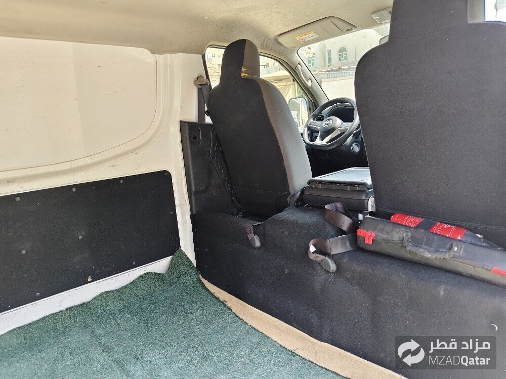 Nissan Urvan For Rent | Model 2025 - 7