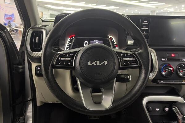KIA SONET MID OPTION 1.5L 2023 - 13