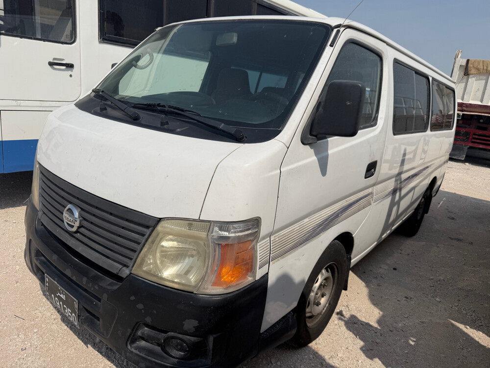 Nissan urvan 2009 - 1
