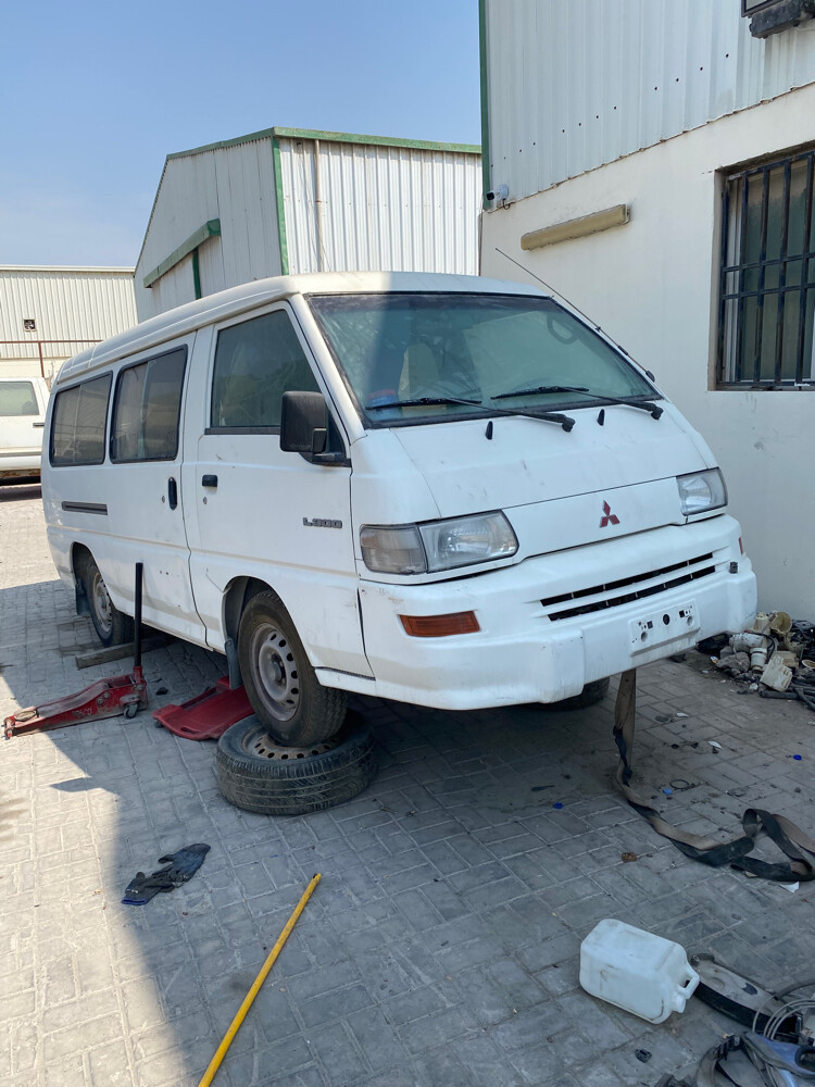 للبيع باص مشطوب - 1