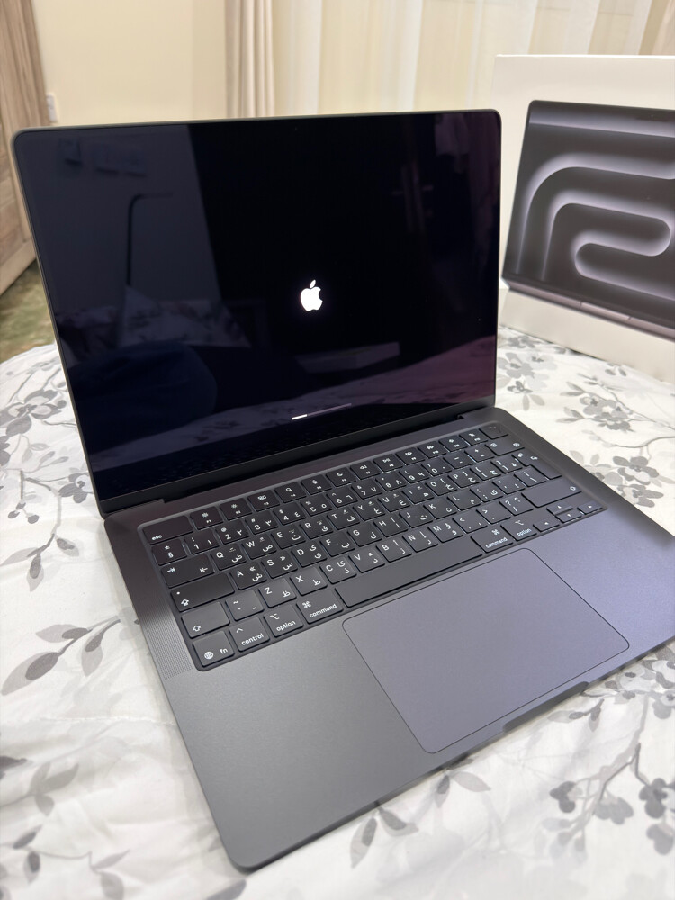 New Apple MacBook Pro 14 M5 24GB2TB - 6