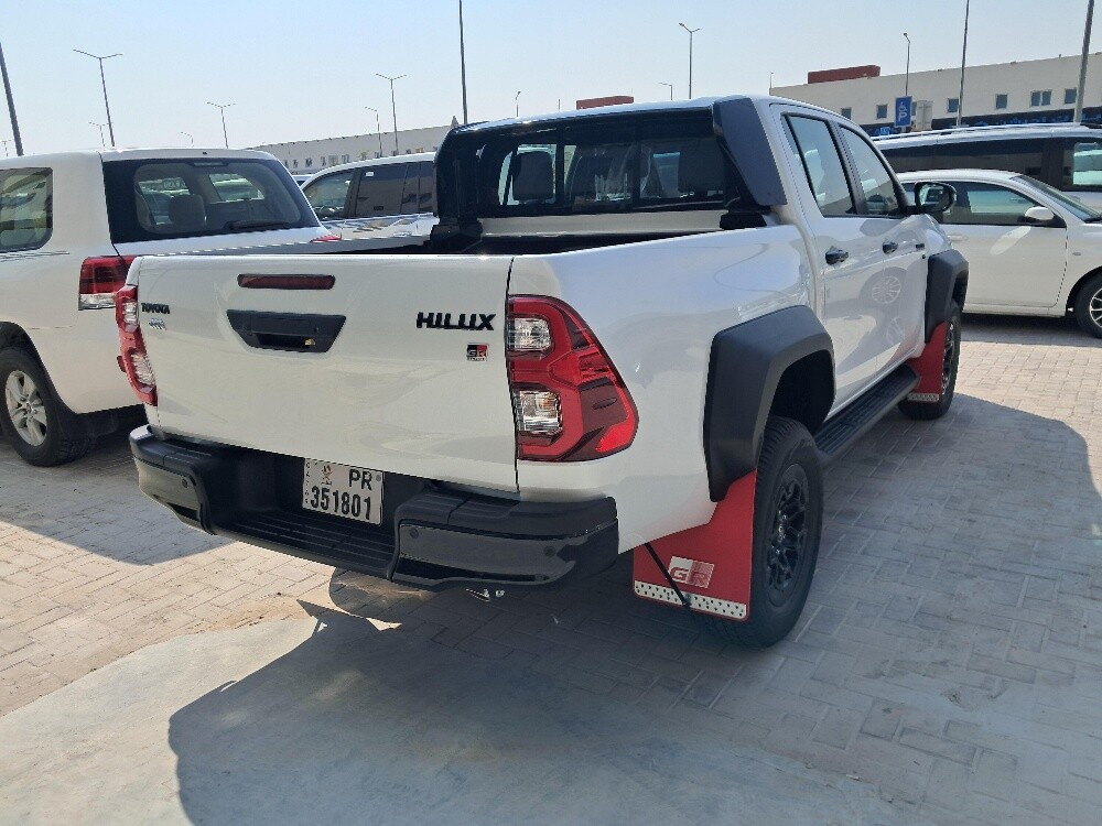 hilux GR sport - 8